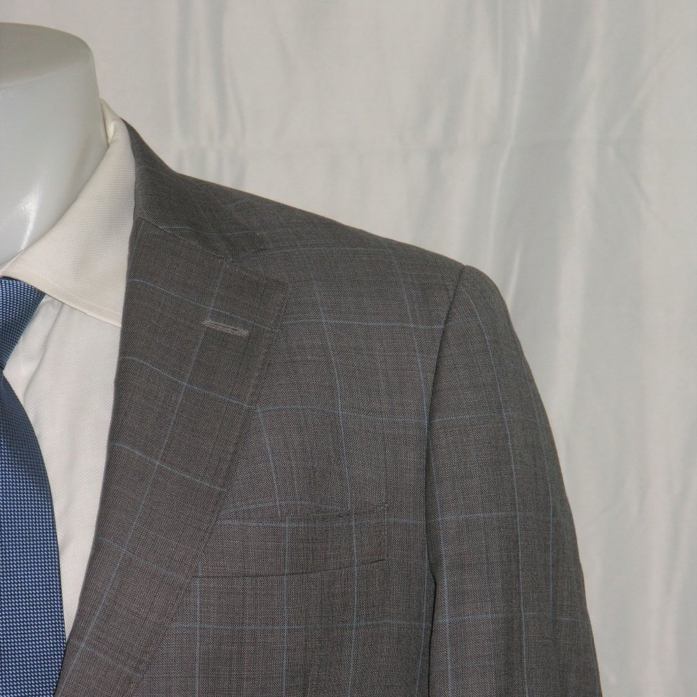 Elevee Custom Made Gray Plaid Two Button Suit 38s - image 1